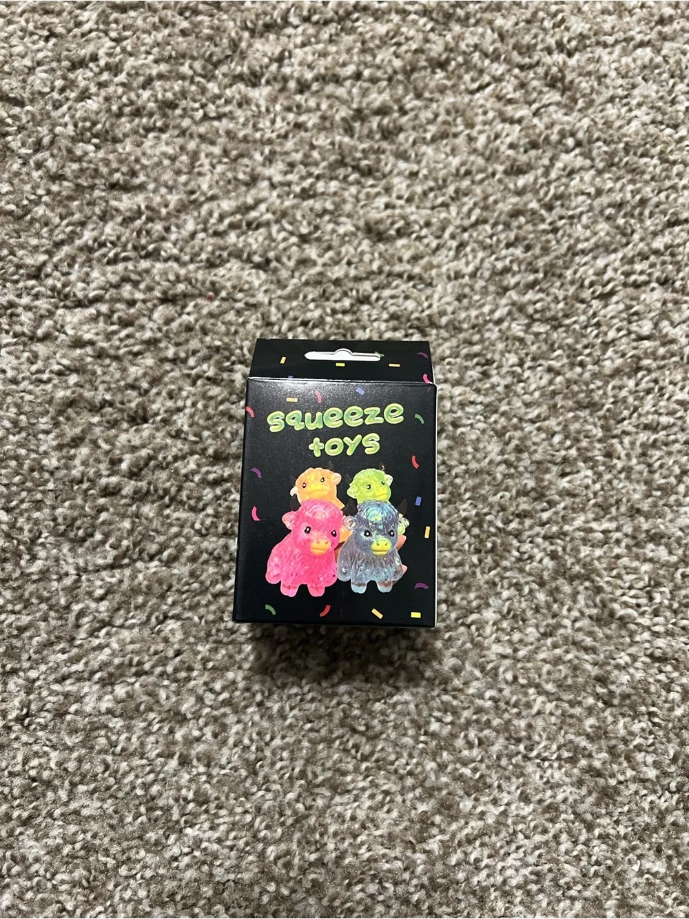 Glitter Highland Cow Squeeze Toy – Slow Rising Sensory Fidget